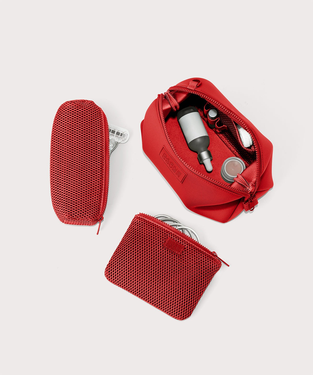 Hunter Toiletry Bag in Cherry, Large