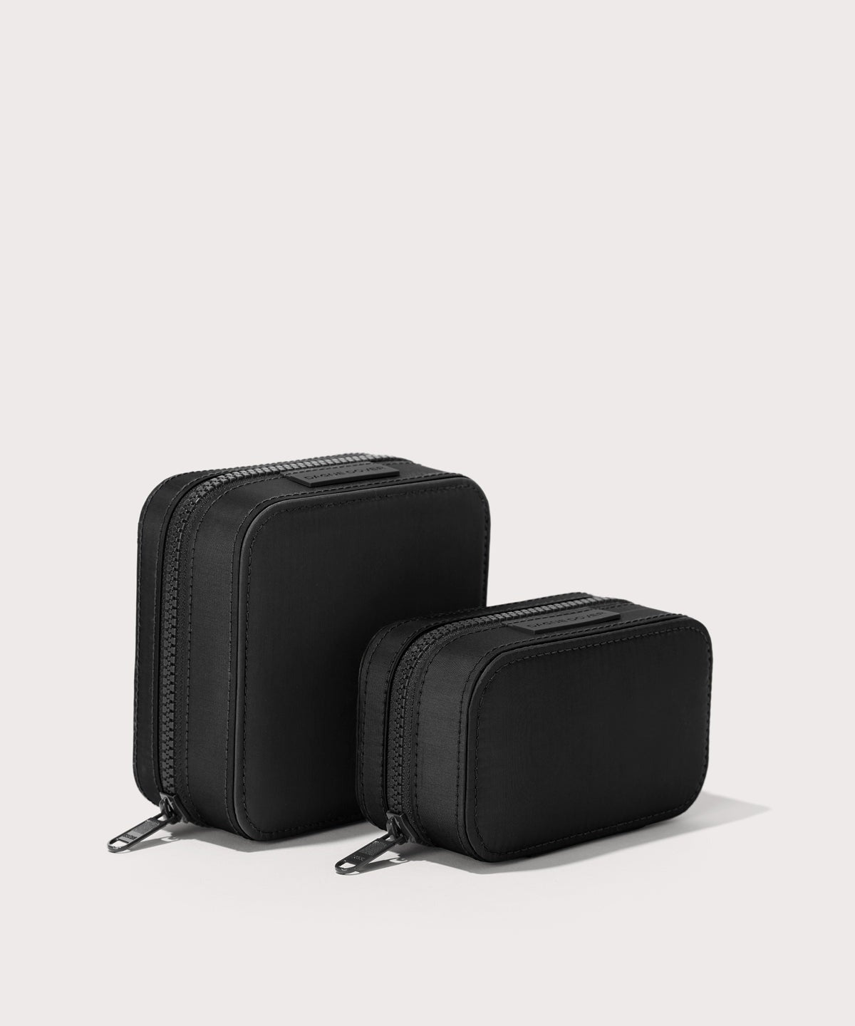 Frankie Jewelry Case in Onyx, Large