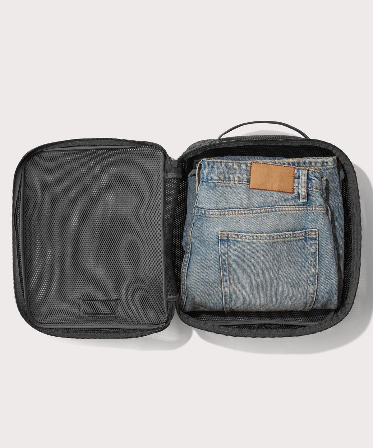Roma Packing Cube in Carbon Air Mesh, Large