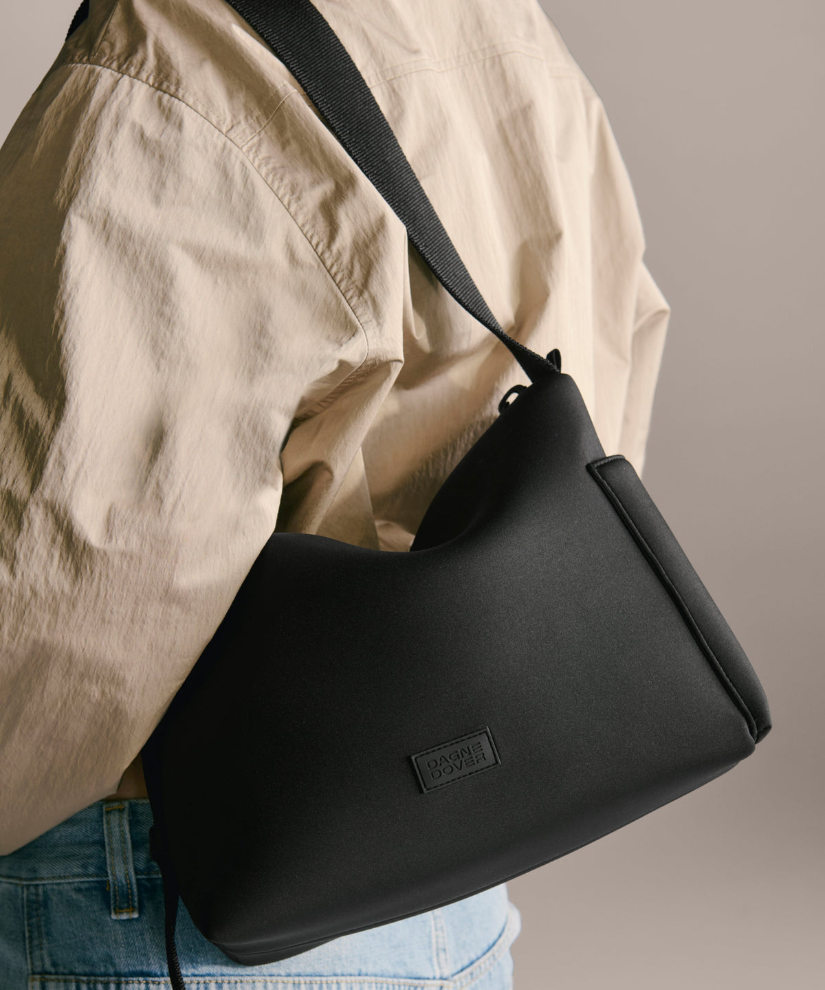 Rue Shoulder Bag in Onyx