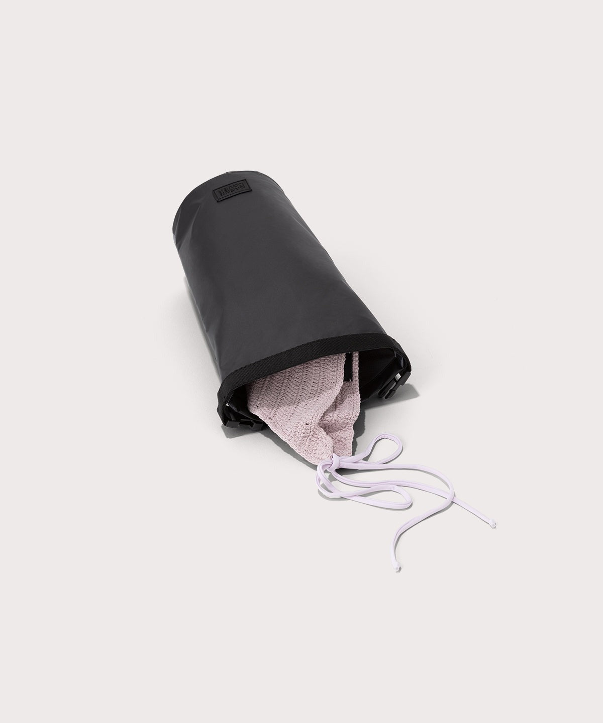 Rae Roll-Top Dry Bag in Onyx