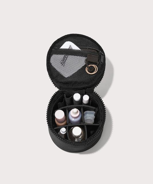 Mila Toiletry Organizer in Onyx, Small