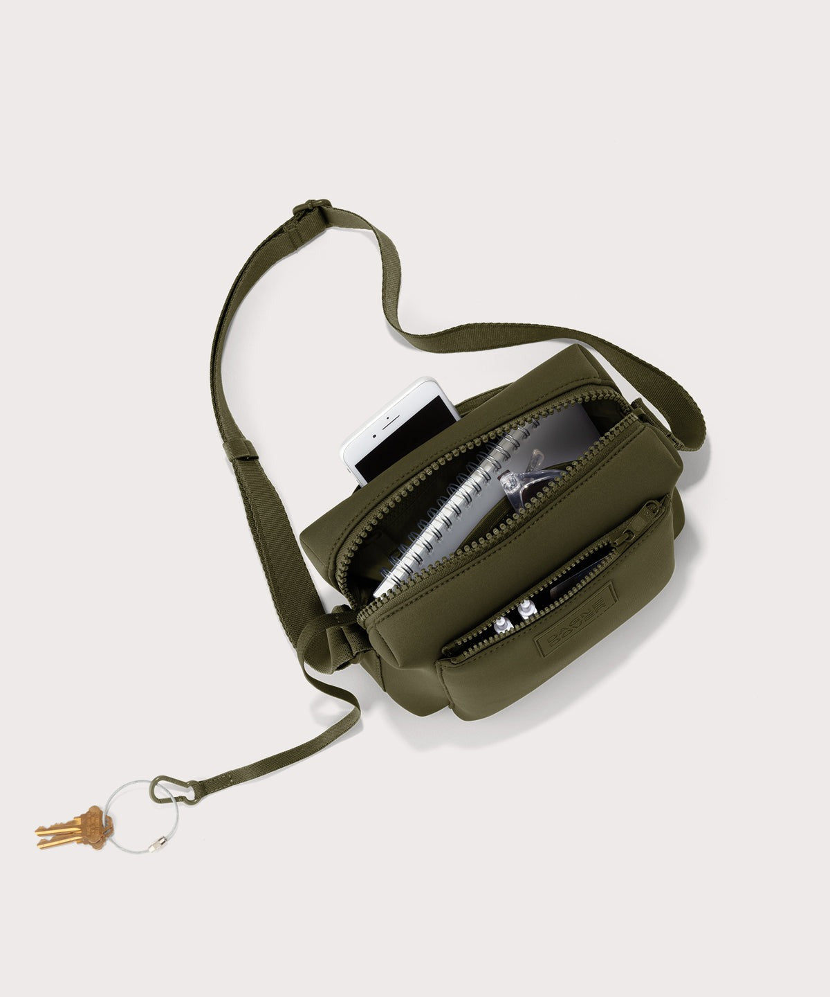 Micah Crossbody in Dark Moss