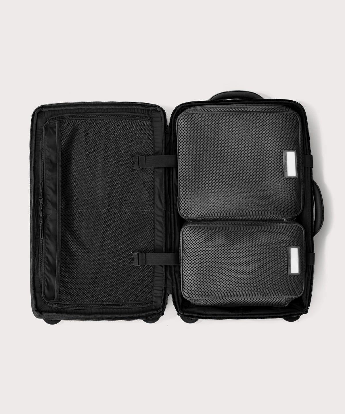Roma Packing Cube in Carbon Air Mesh, Medium